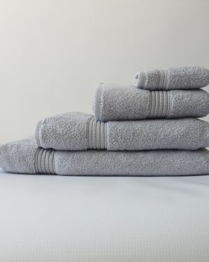 Colibri Imperial Towels – Silver 550GSM